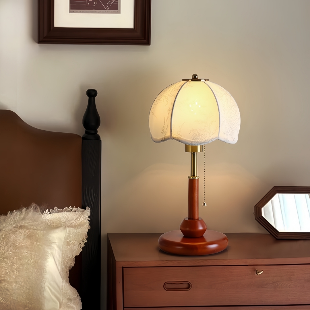 مصباح طاولة قبة مزخرفة بتصميم  - مراجعة Home Textiles & Decorations وسعره